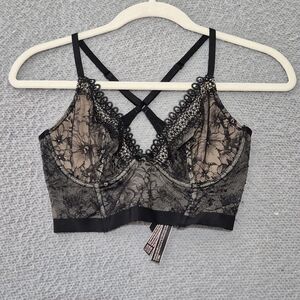 Victoria's Secret Women's Black Lace Very Sexy Unlined Underwire Bra 32D